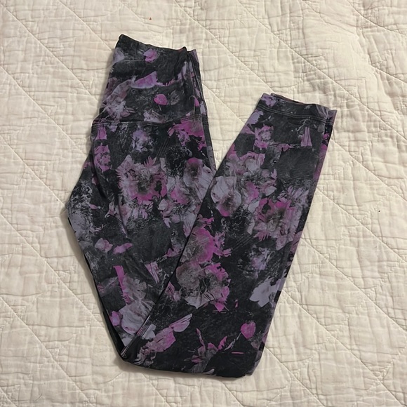 lululemon athletica Pants - Lululemon Align 25” tight